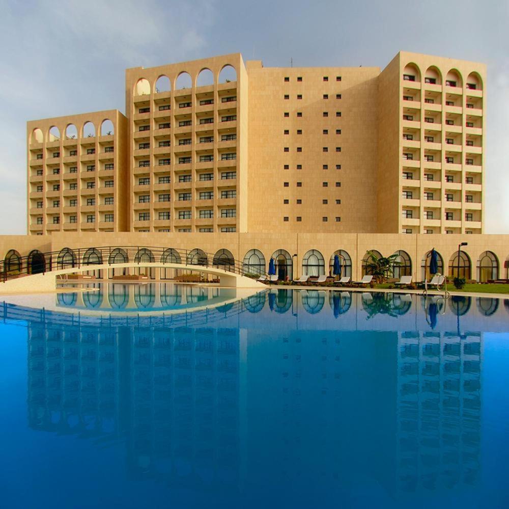 L'Amitie Hotel Нджамена Экстерьер фото